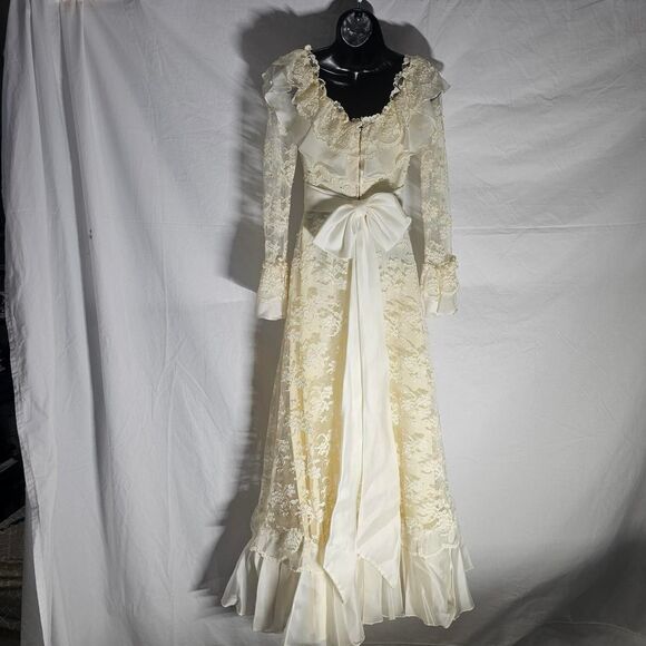 Vintage 70s lace flare wrist sleeve ruffle neck coquette wedding dress - Picture 3 of 4